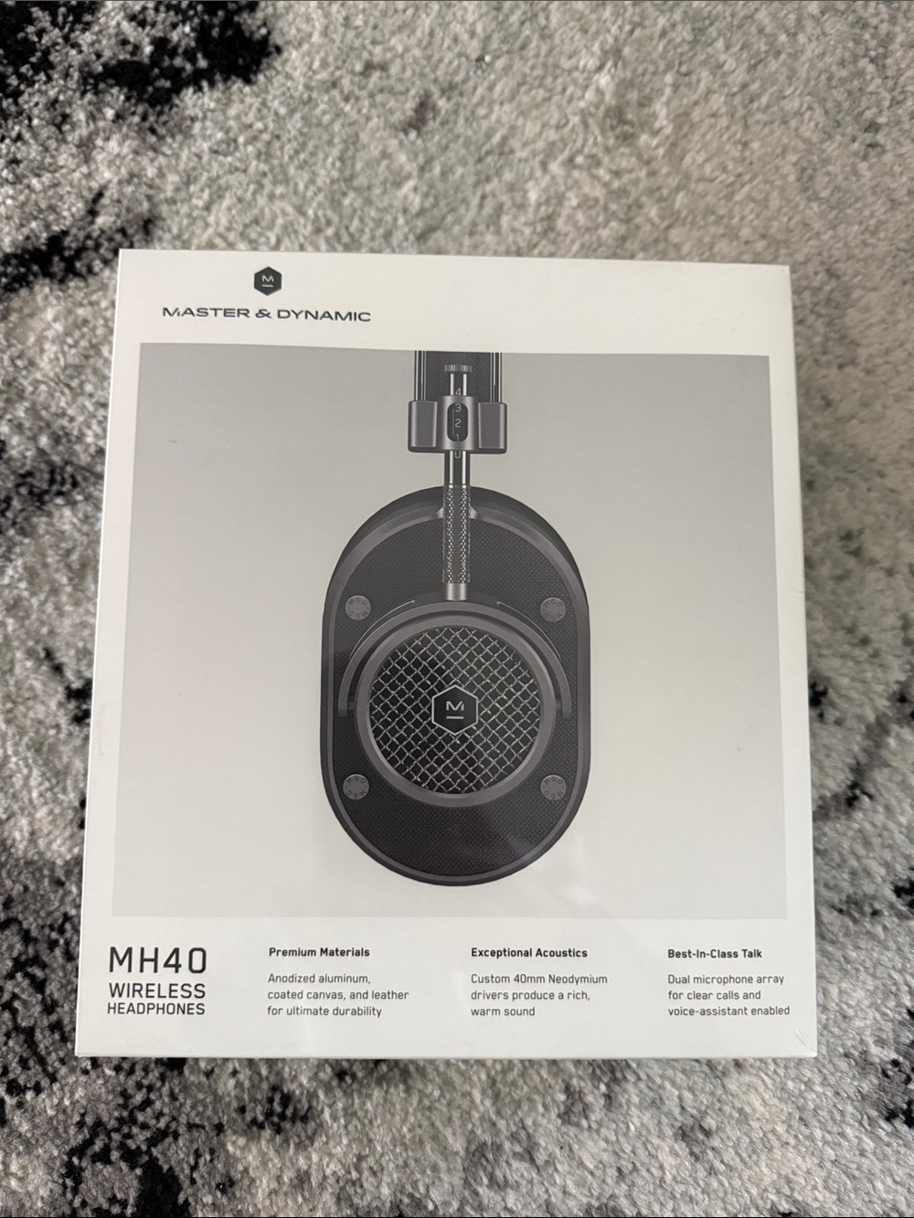 MH40 Wireless Over-Ear Headphones — Black